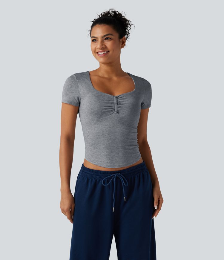 Diamond Collar Built-in Bra Short Sleeve Ruched Curved Hem Yoga Sports Top Diamond Collar Built-in Bra Short Sleeve Ruched Curved Hem Yoga Sports Top