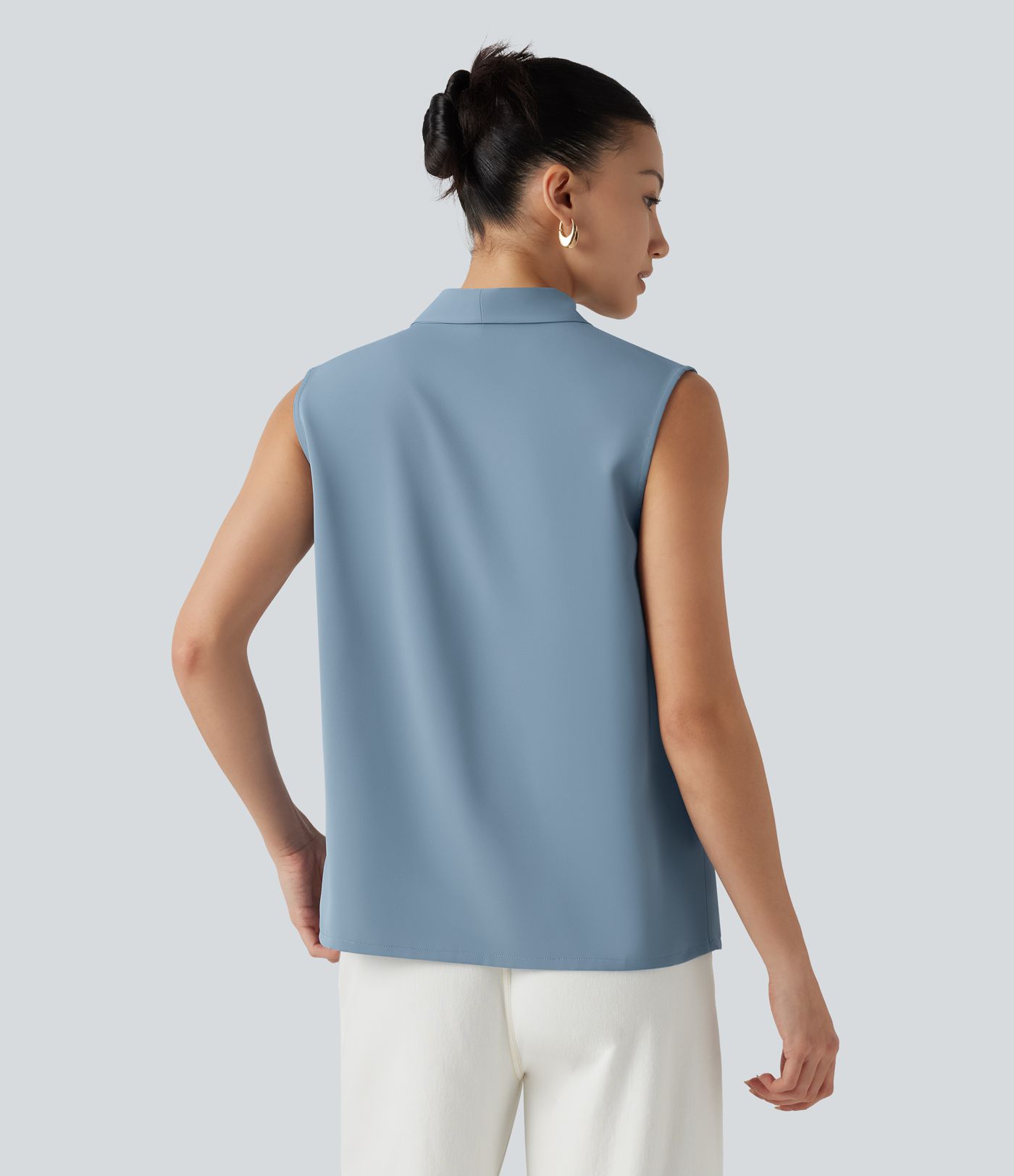 Ärmellose Bluse mit V-Ausschnitt und Schleifenkragen - knitterfrei