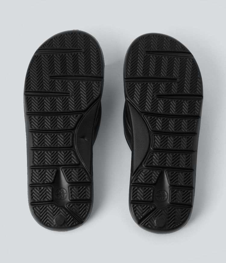 Plain Flip Flops