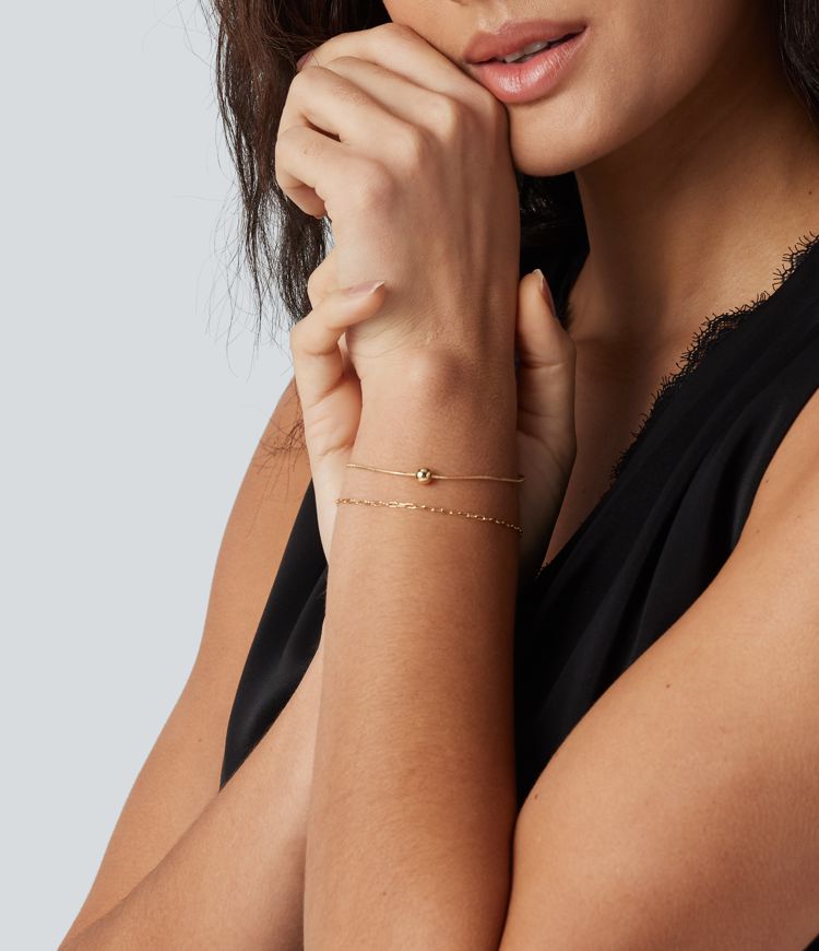 Bracciale con ciondolo a sfera
