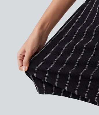 Lässiges, ärmelloses Minikleid mit U-Boot-Ausschnitt, Seitentaschen und Streifen