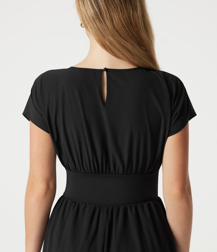 Robe de travail mini Breezeful™ manches chauve-souris courtes fluide séchage rapide avec poches latérales Robe de travail mini Breezeful™ manches chauve-souris courtes fluide séchage rapide avec poches latérales