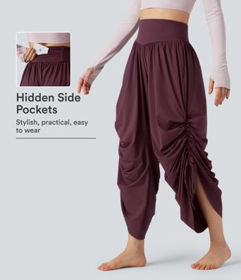 SoftlyZero™ Luftige, hoch taillierte Baggy-Yoga-Hose mit Kordelzug, Raffung und Taschen SoftlyZero™ Luftige, hoch taillierte Baggy-Yoga-Hose mit Kordelzug, Raffung und Taschen
