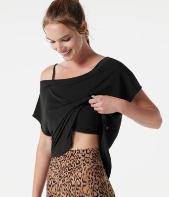 One Shoulder Short Sleeve Curved Hem High Low Built-in Bra Quick Dry Yoga Sports Top