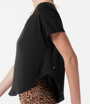 One Shoulder Short Sleeve Curved Hem High Low Built-in Bra Quick Dry Yoga Sports Top