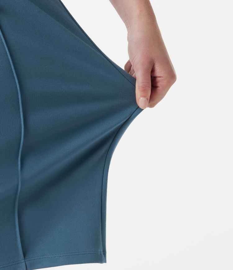 Shorts de trabajo holgados de talle alto con botones decorativos y bolsillos