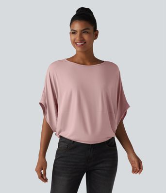 Round Neck Batwing Sleeve Relaxed Casual Top Round Neck Batwing Sleeve Relaxed Casual Top