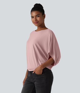 Round Neck Batwing Sleeve Relaxed Casual Top Round Neck Batwing Sleeve Relaxed Casual Top