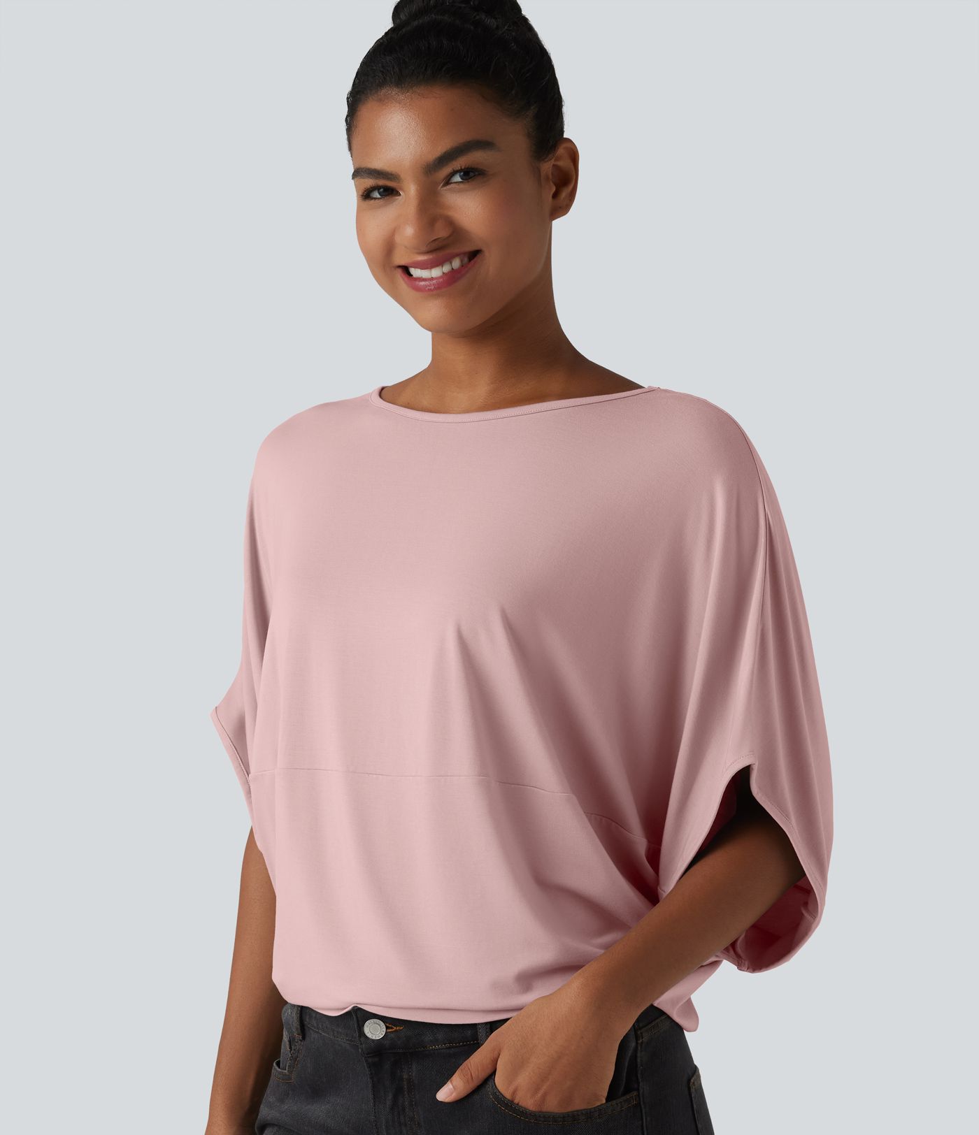 Round Neck Batwing Sleeve Relaxed Casual Top Round Neck Batwing Sleeve Relaxed Casual Top