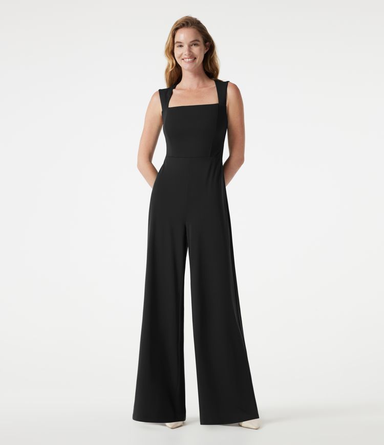 Ärmelloser Jumpsuit mit eckigem Ausschnitt und integriertem BH - Easy Peezy Edition Ärmelloser Jumpsuit mit eckigem Ausschnitt und integriertem BH - Easy Peezy Edition