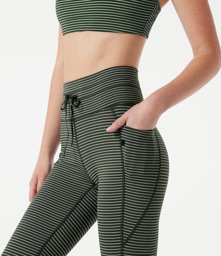 Legging de yoga rayé taille haute avec cordon de serrage et poches Legging de yoga rayé taille haute avec cordon de serrage et poches