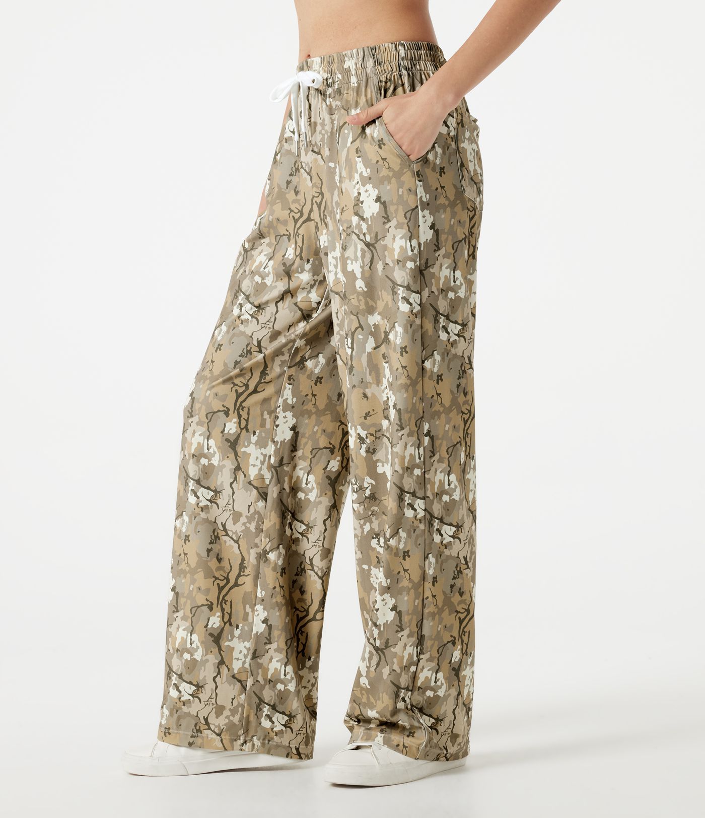Halara UltraSculpt™ Camo Print Mid Rise Drawstring Running Baggy Pants with Pockets Halara UltraSculpt™ Camo Print Mid Rise Drawstring Running Baggy Pants with Pockets