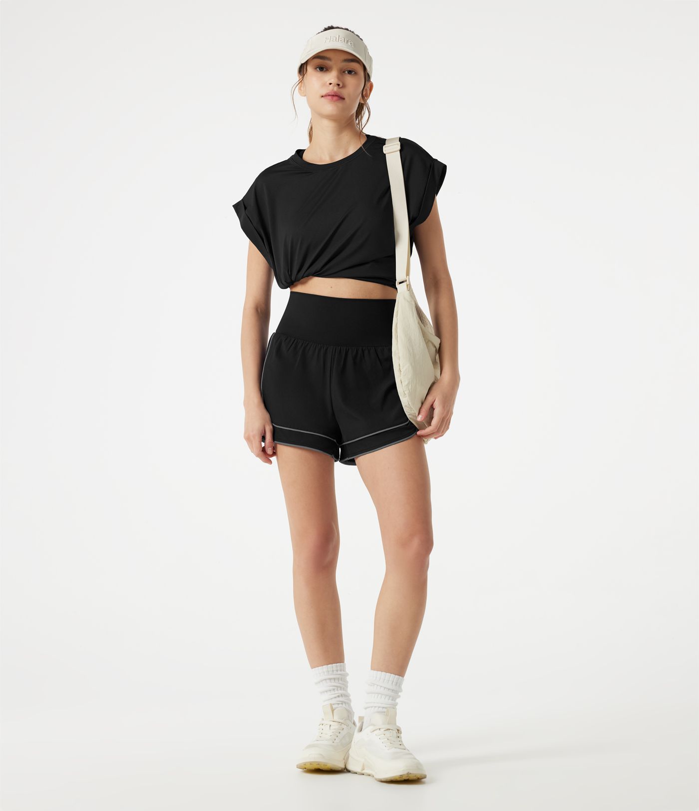 Breezeful™ High-waisted Curved Hem 2-in-1 Reflective Lines Quick Dry Yoga Baggy Shorts with Pockets Breezeful™ High-waisted Curved Hem 2-in-1 Reflective Lines Quick Dry Yoga Baggy Shorts with Pockets