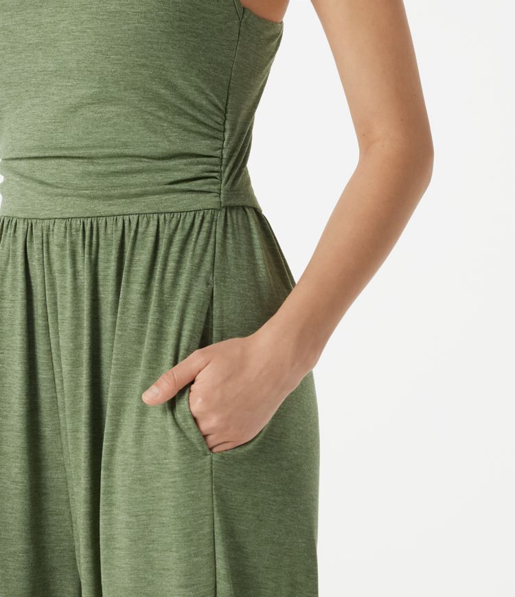 Verstellbare Träger, geraffter integrierter BH, melierter, lässiger Jogger-Jumpsuit mit Taschen - Easy Peezy