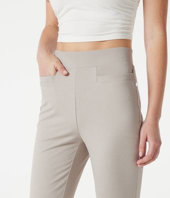 High-waisted Slim Herringbone Golf Capri Pants with Pockets
