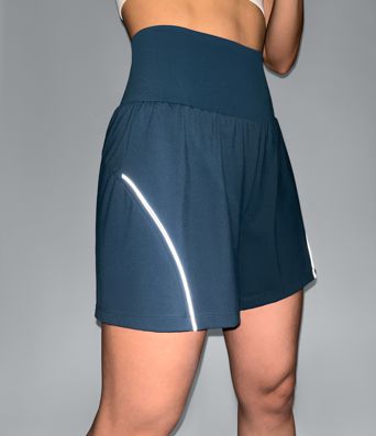 SoftlyZero™ Airy Reflective High Waisted 2-in-1 Cool Touch Yoga Shorts 5'' with Pockets SoftlyZero™ Airy Reflective High Waisted 2-in-1 Cool Touch Yoga Shorts 5'' with Pockets