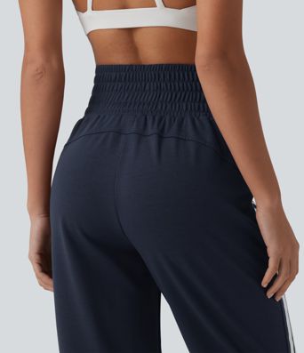 High Waisted Drawstring Stripe Capri Casual Joggers with Pockets High Waisted Drawstring Stripe Capri Casual Joggers with Pockets