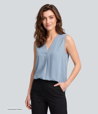 Wrinkle-Resistant V Neck Sleeveless Oversized Work Blouse Wrinkle-Resistant V Neck Sleeveless Oversized Work Blouse