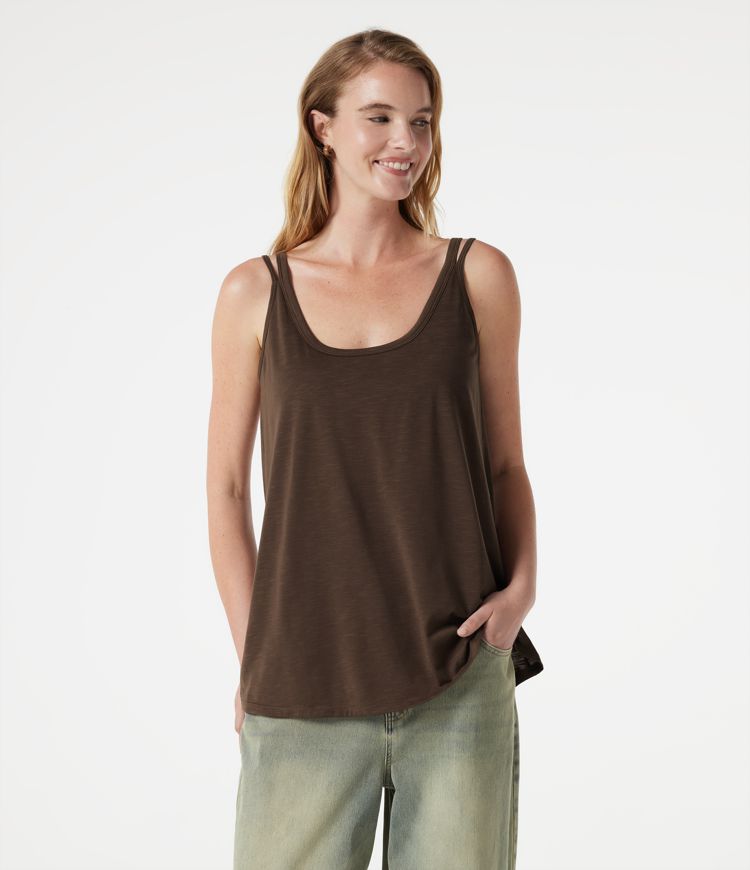 U-Neck Built-in Bra Loose Fit Casual Tank Top U-Neck Built-in Bra Loose Fit Casual Tank Top
