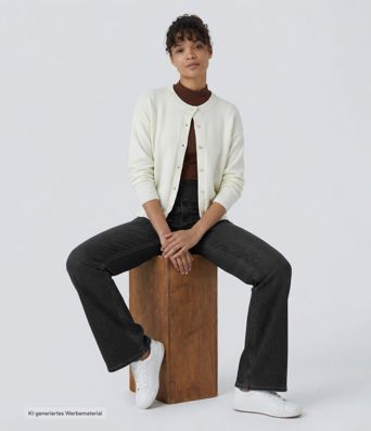 Halara Flex™ Verwaschene Bootcut-Jeans aus elastischem Strick-Denim mit hohem Bund und mehrere Taschen Halara Flex™ Verwaschene Bootcut-Jeans aus elastischem Strick-Denim mit hohem Bund und mehrere Taschen
