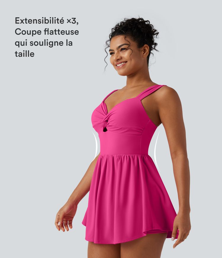 Robe casual micro-mini 2-en-1 avec brassière intégrée et décolleté cœur en SoftlyZero™ Plush avec poche - Édition Easy Peasy Robe casual micro-mini 2-en-1 avec brassière intégrée et décolleté cœur en SoftlyZero™ Plush avec poche - Édition Easy Peasy