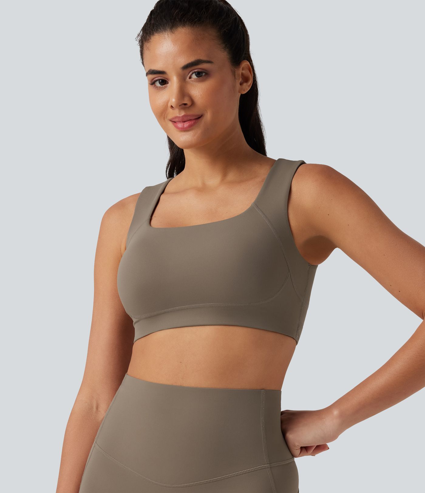 Halara UltraSculpt™ Medium Support U Neck Built-in Bra Push-Up Training Sports Bra