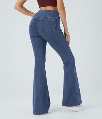 Halara Flex™ gewaschene, lässige Crossover-Flare-Jeans aus elastischem Strick-Denim mit Seitentaschen Halara Flex™ gewaschene, lässige Crossover-Flare-Jeans aus elastischem Strick-Denim mit Seitentaschen