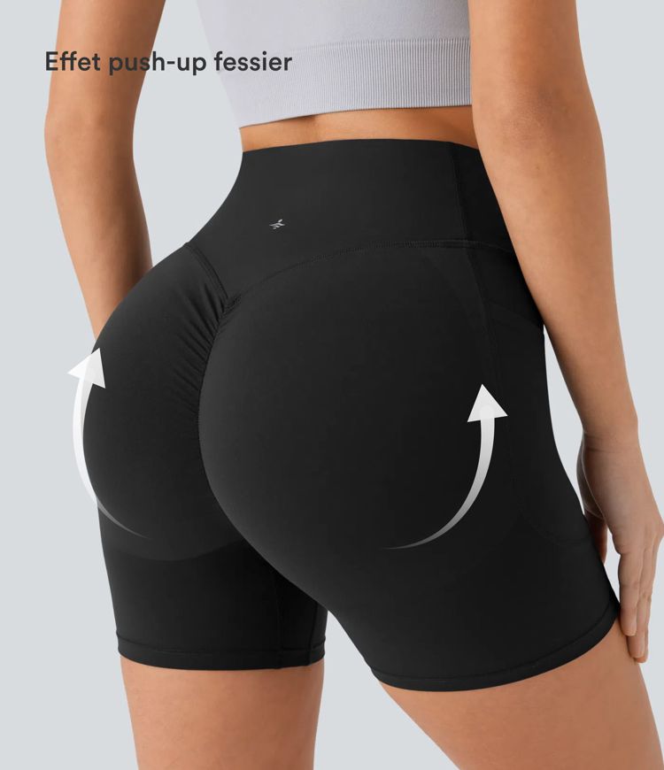 Short cycliste 12,5 cm d'entraînement gainant galbant taille haute avec effet scrunch et poches Halara UltraSculpt™ Short cycliste 12,5 cm d'entraînement gainant galbant taille haute avec effet scrunch et poches Halara UltraSculpt™