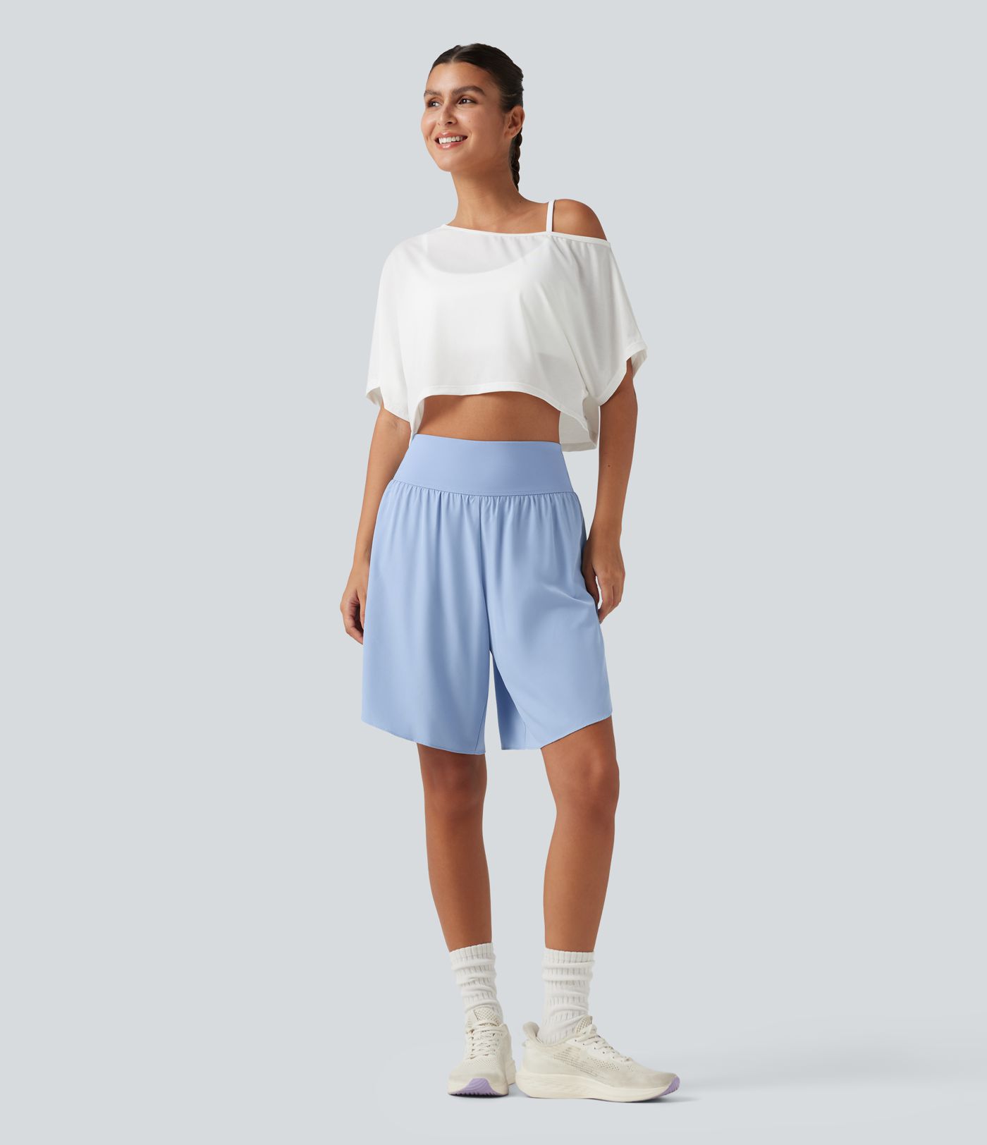 Short de course 2 en 1 SoftlyZero™ QuickDry taille haute, effet ventre plat, pois réfléchissants, ourlet croisé, 23 cm, avec poches Short de course 2 en 1 SoftlyZero™ QuickDry taille haute, effet ventre plat, pois réfléchissants, ourlet croisé, 23 cm, avec poches