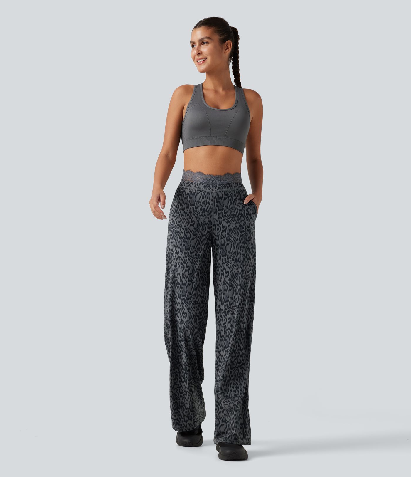 Halara UltraSculpt™ -  Yogahose mit hohem Bund, Seitentaschen, Leopardenmuster, Kontrastspitze und geradem Bein