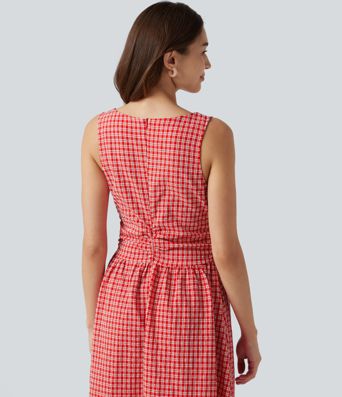 Robe midi décontractée à carreaux vichy, col bateau, sans manches, avec poches Robe midi décontractée à carreaux vichy, col bateau, sans manches, avec poches