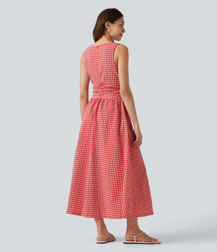 Robe midi décontractée à carreaux vichy, col bateau, sans manches, avec poches Robe midi décontractée à carreaux vichy, col bateau, sans manches, avec poches