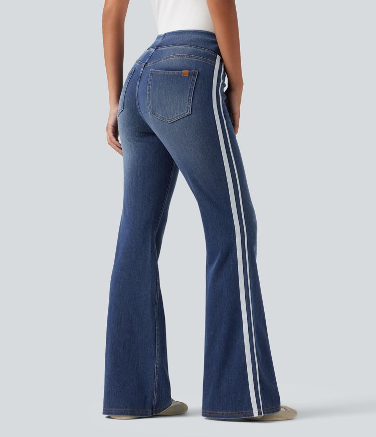 Halara Flex™ Jeans mit hohem Bund, Streifenmuster, ausgestelltem Bein, Used-Waschung und Taschen