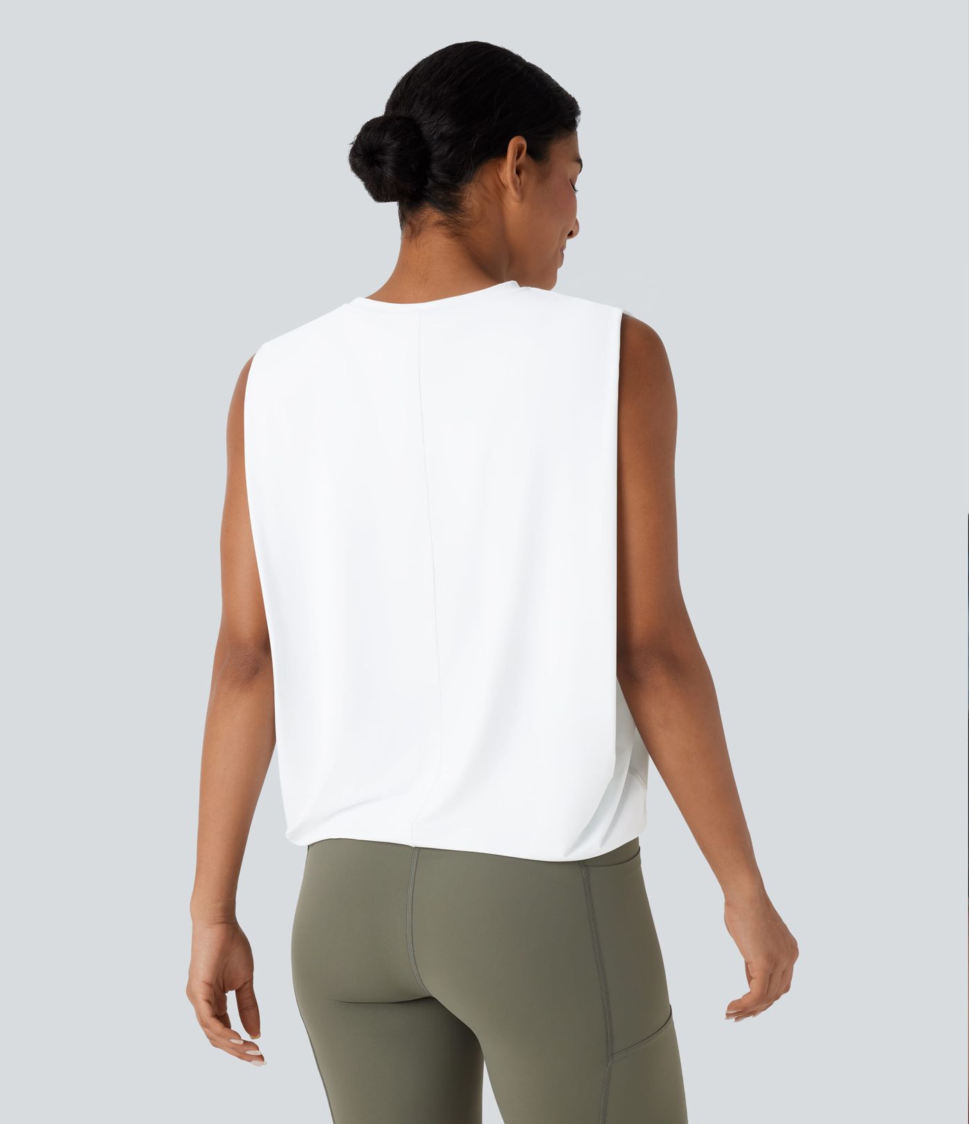 Yoga-Tanktop mit Rundhalsausschnitt, Rüschen und Cool-Touch 