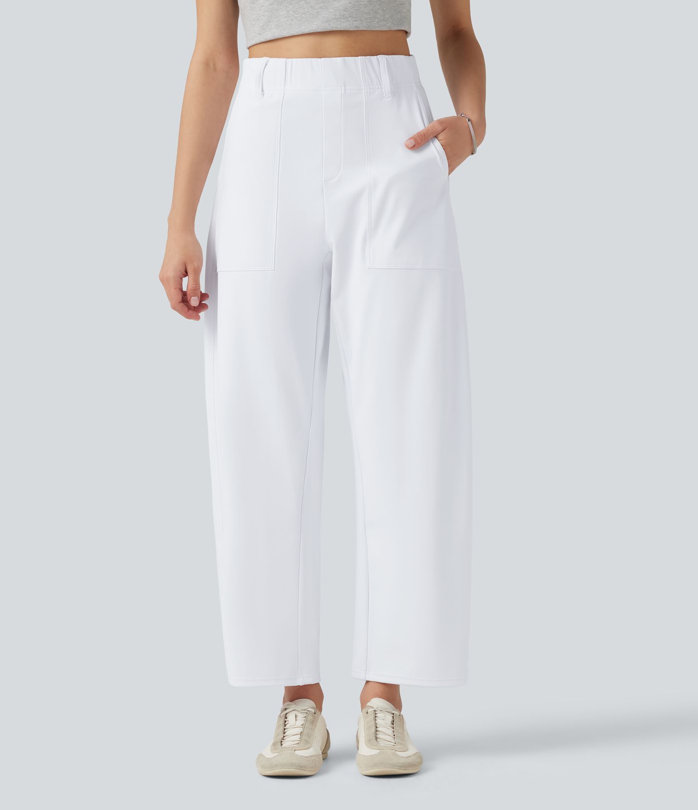 DayStretch hoch geschnittene Barrel-Leg-Freizeithose mit Taschen DayStretch hoch geschnittene Barrel-Leg-Freizeithose mit Taschen