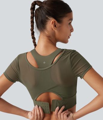 Crop top de running effet frais InstantCool à séchage rapide avec encolure bateau, mesh contrasté, manches courtes, coussinets amovibles et protection solaire UPF50+ Crop top de running effet frais InstantCool à séchage rapide avec encolure bateau, mesh contrasté, manches courtes, coussinets amovibles et protection solaire UPF50+