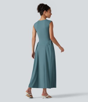 Ärmelloses Maxikleid mit U-Ausschnitt – lässig, fließend, mit Taschen