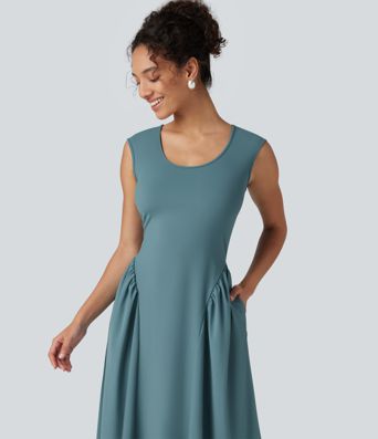 Ärmelloses Maxikleid mit U-Ausschnitt – lässig, fließend, mit Taschen