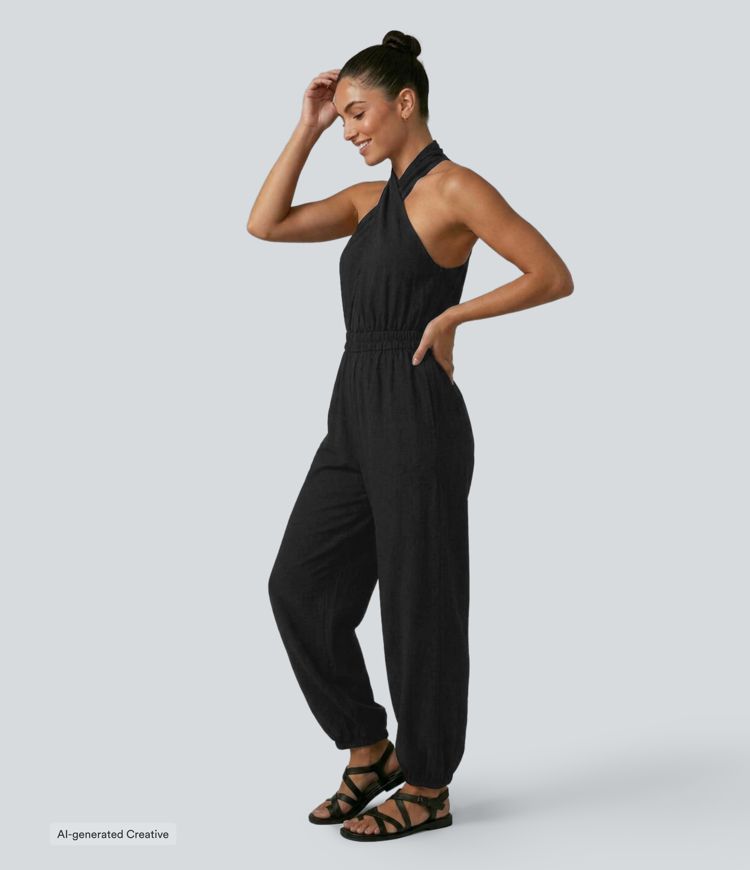 Gerippter Jumpsuit mit Neckholder und Seitentaschen - Easy Peezy Edition Gerippter Jumpsuit mit Neckholder und Seitentaschen - Easy Peezy Edition