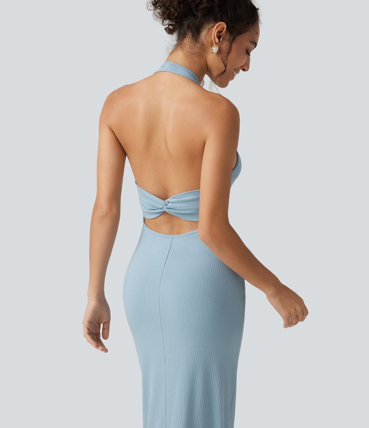 Figurbetontes Midikleid aus geripptem Strick mit Neckholder Figurbetontes Midikleid aus geripptem Strick mit Neckholder