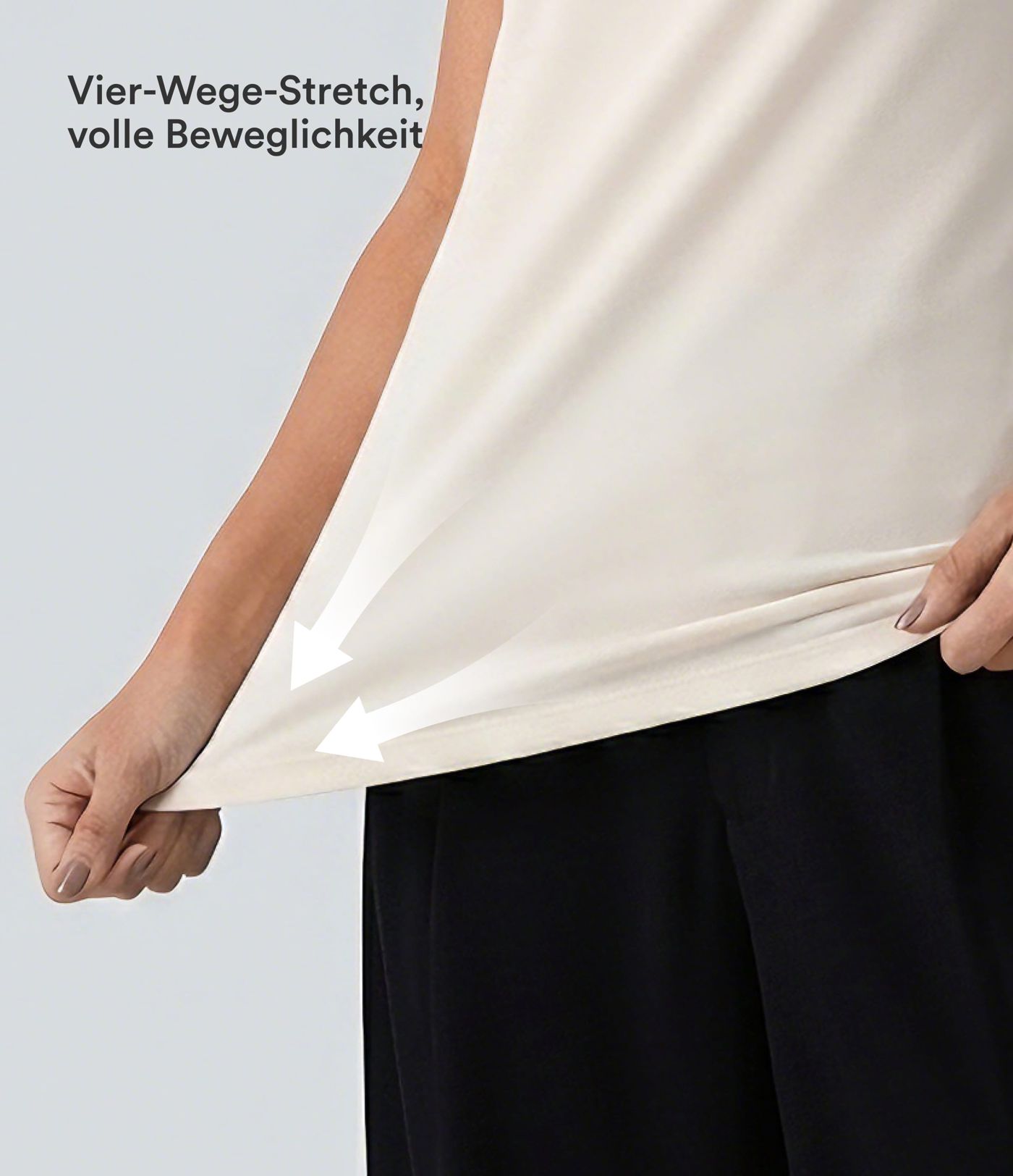 Geraffte Arbeits-Bluse mit Wasserfallausschnitt, kurzen Ärmeln und geschlitztem Saum Geraffte Arbeits-Bluse mit Wasserfallausschnitt, kurzen Ärmeln und geschlitztem Saum
