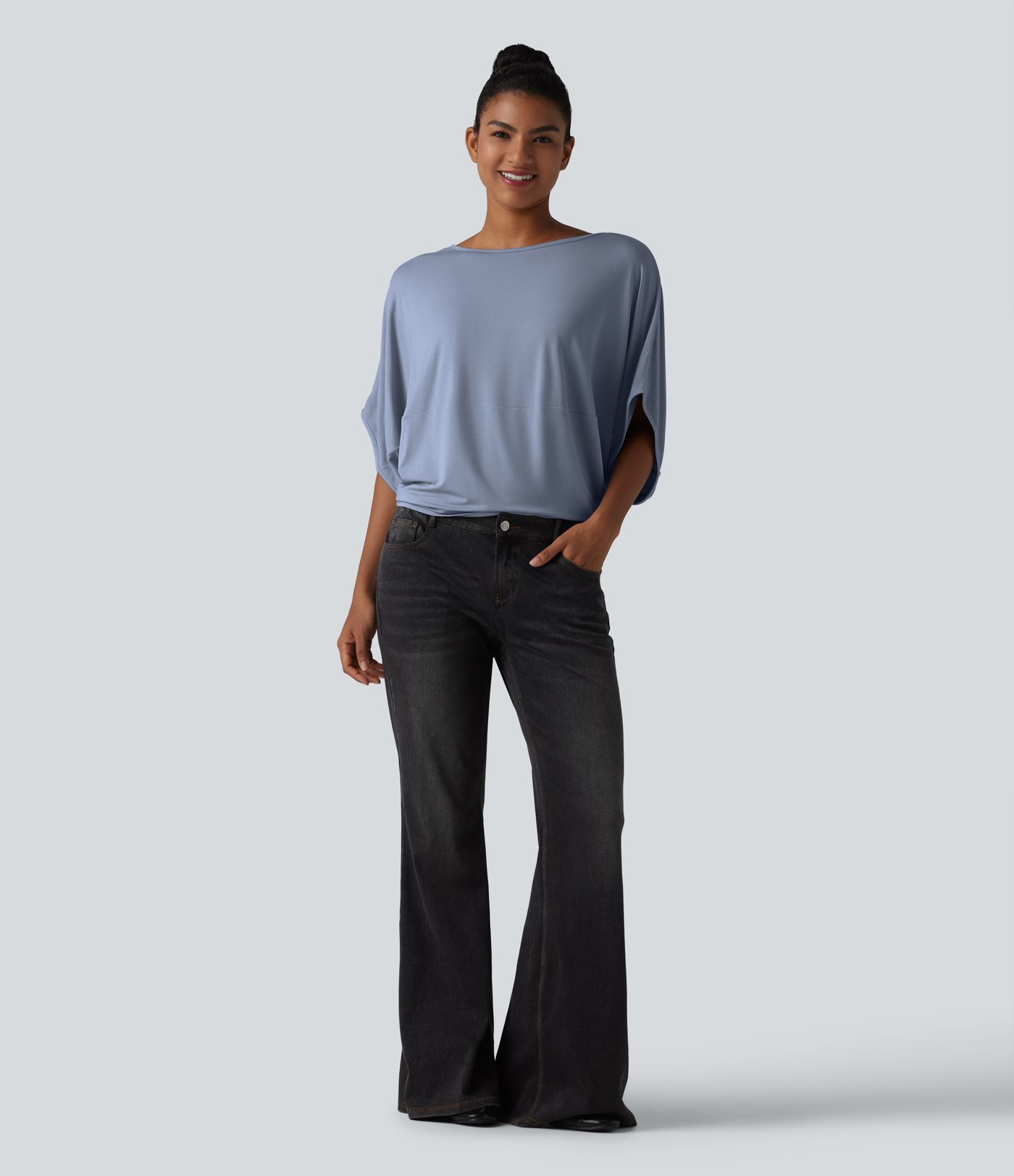 Round Neck Batwing Sleeve Relaxed Casual Top Round Neck Batwing Sleeve Relaxed Casual Top