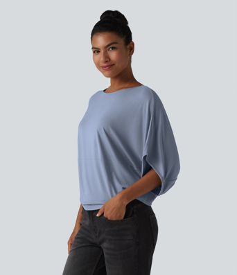 Round Neck Batwing Sleeve Relaxed Casual Top Round Neck Batwing Sleeve Relaxed Casual Top