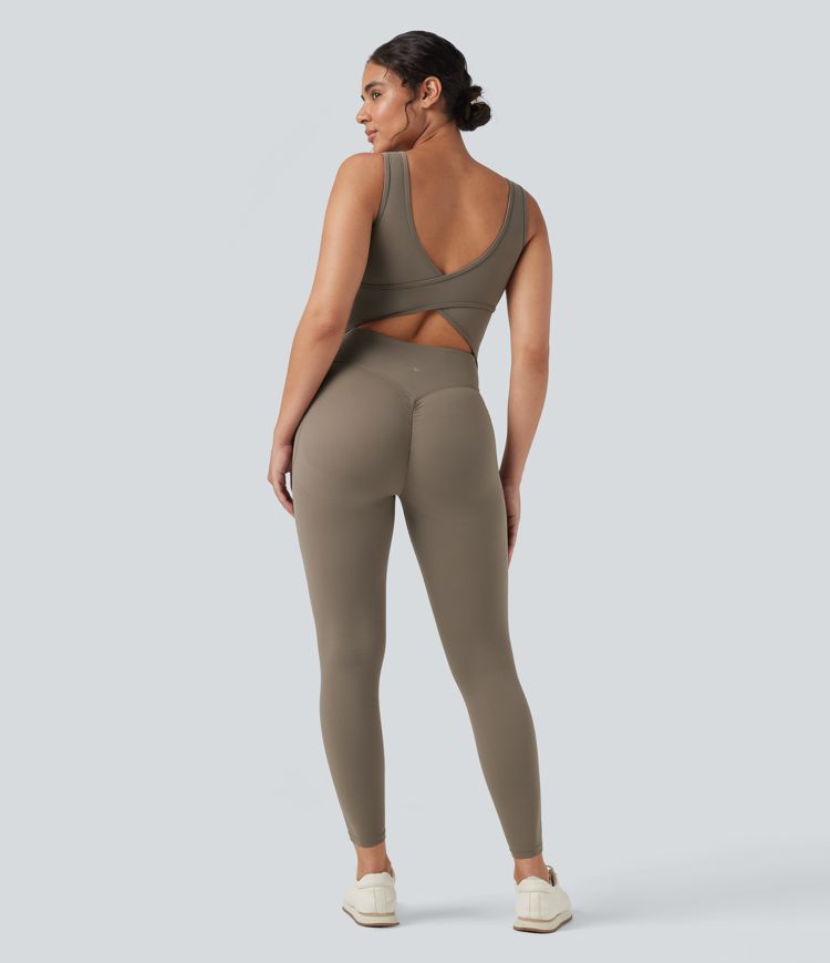 Combinaison de sport Halara UltraSculpt™ col V gainante push-up à poches Combinaison de sport Halara UltraSculpt™ col V gainante push-up à poches