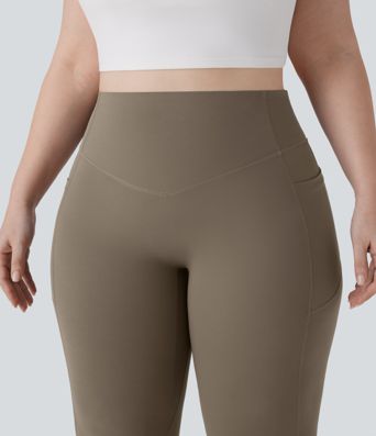 Pantalon de yoga à coupe bootcut gainant galbant taille haute grande taille avec effet scrunch et poches Halara UltraSculpt™