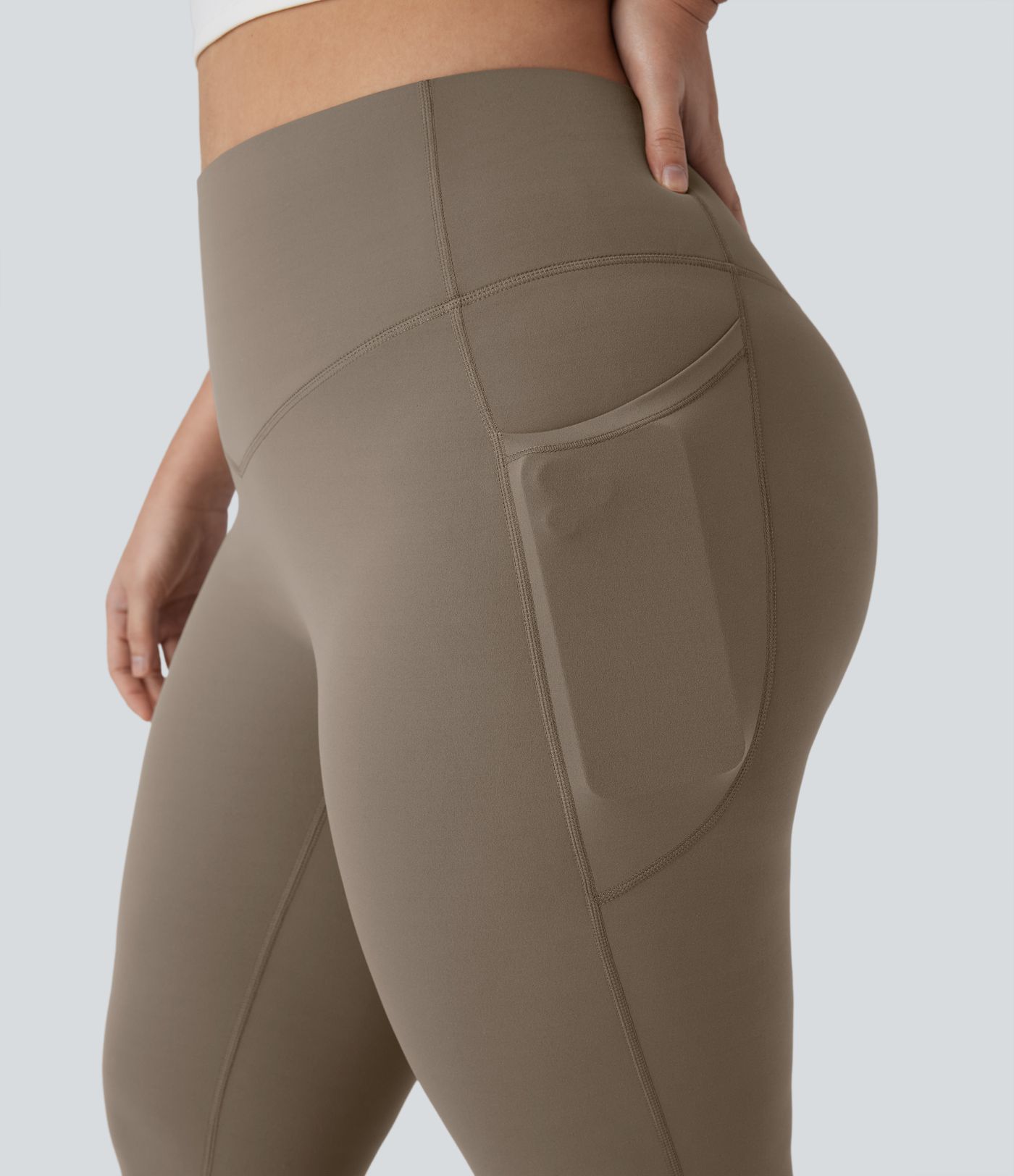 Pantalon de yoga à coupe bootcut gainant taille haute grande taille avec poches Halara UltraSculpt™ Pantalon de yoga à coupe bootcut gainant taille haute grande taille avec poches Halara UltraSculpt™