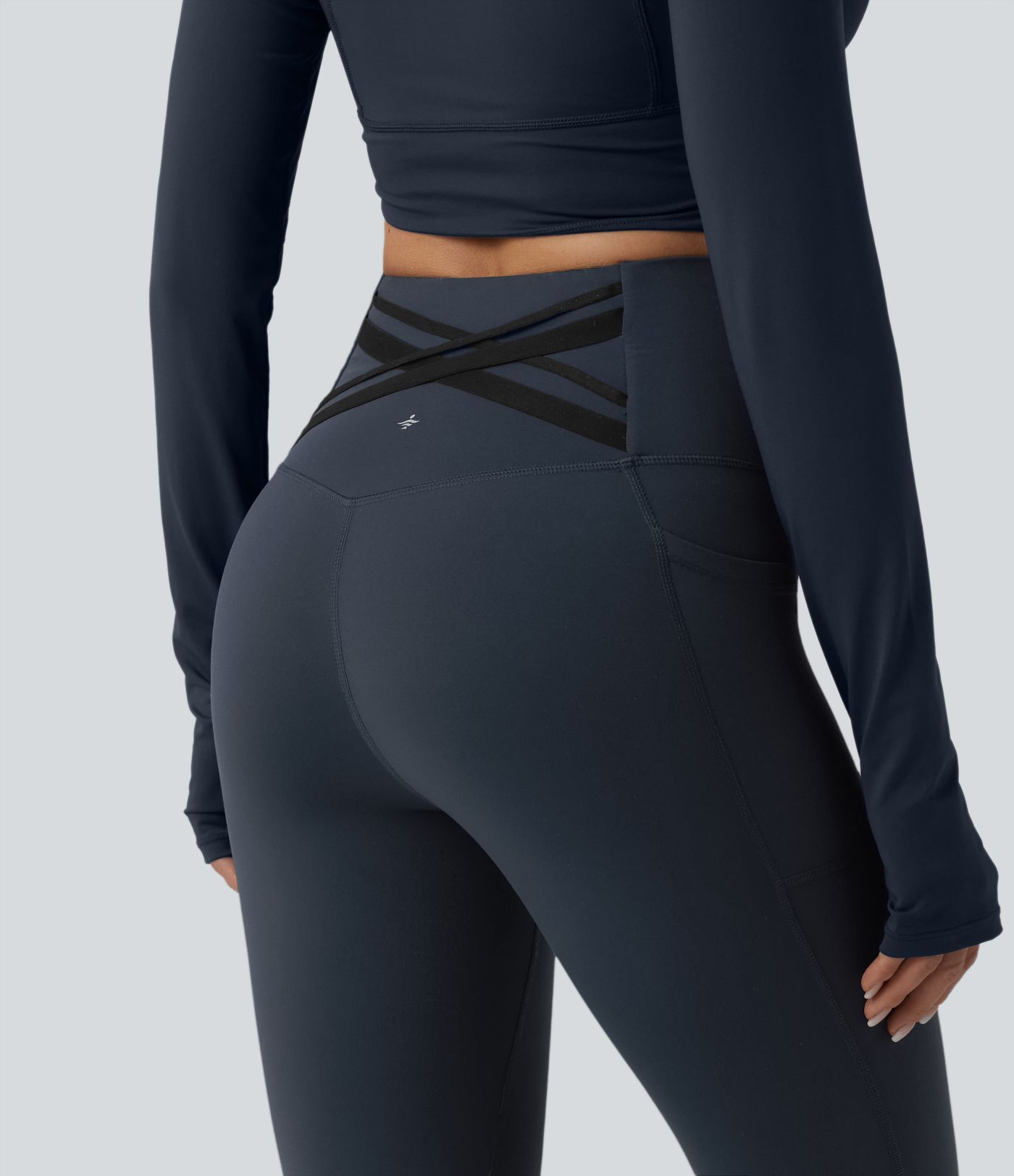 Halara Ultrasculpt™ - Laufleggings mit hohem Crossover-Bund, Seitentaschen und Bauchkontrolle