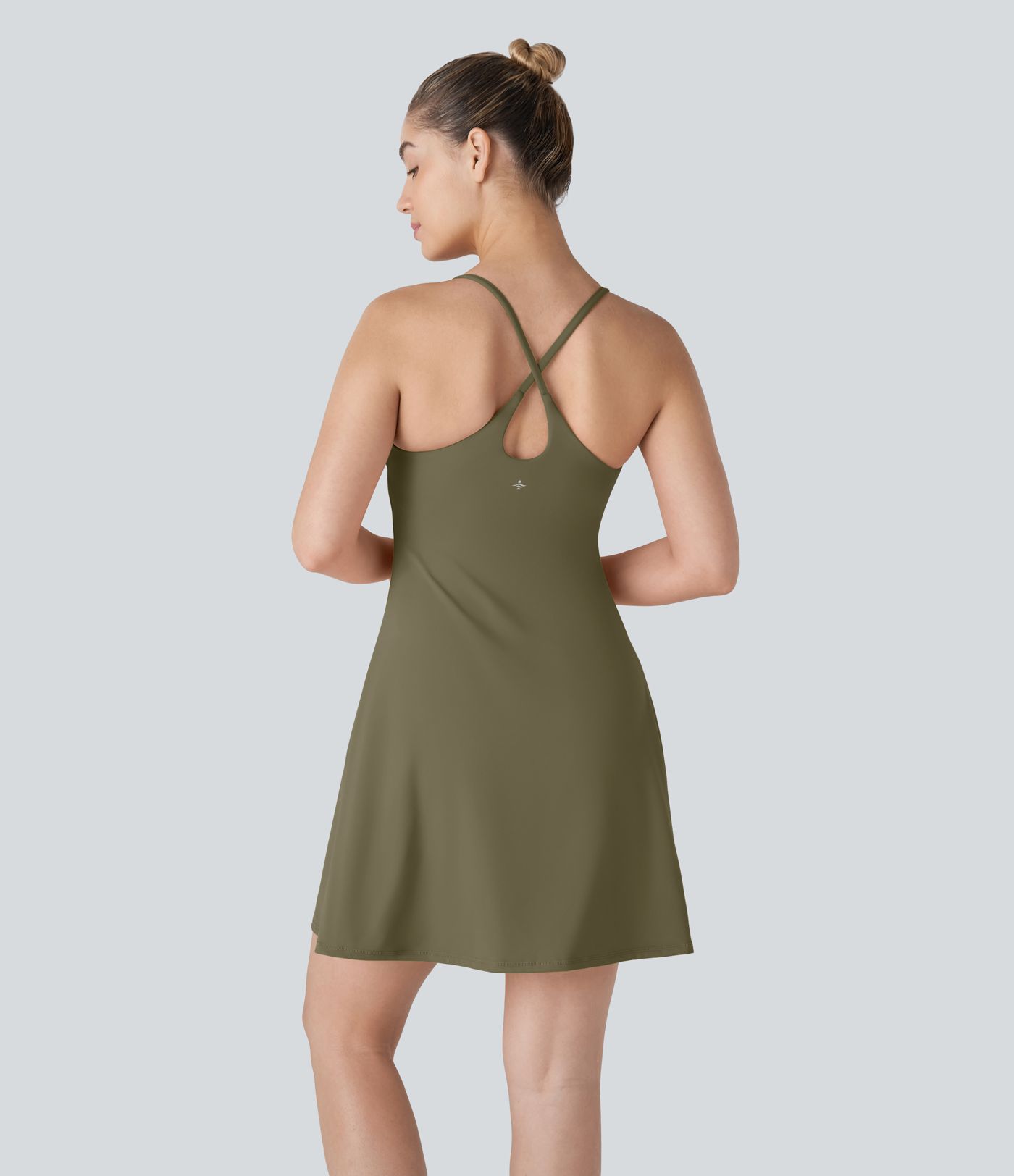 SoftlyZero™ robe active en tissu pelucheux, dos nu — longueur allongée — Édition Easy Peezy SoftlyZero™ robe active en tissu pelucheux, dos nu — longueur allongée — Édition Easy Peezy