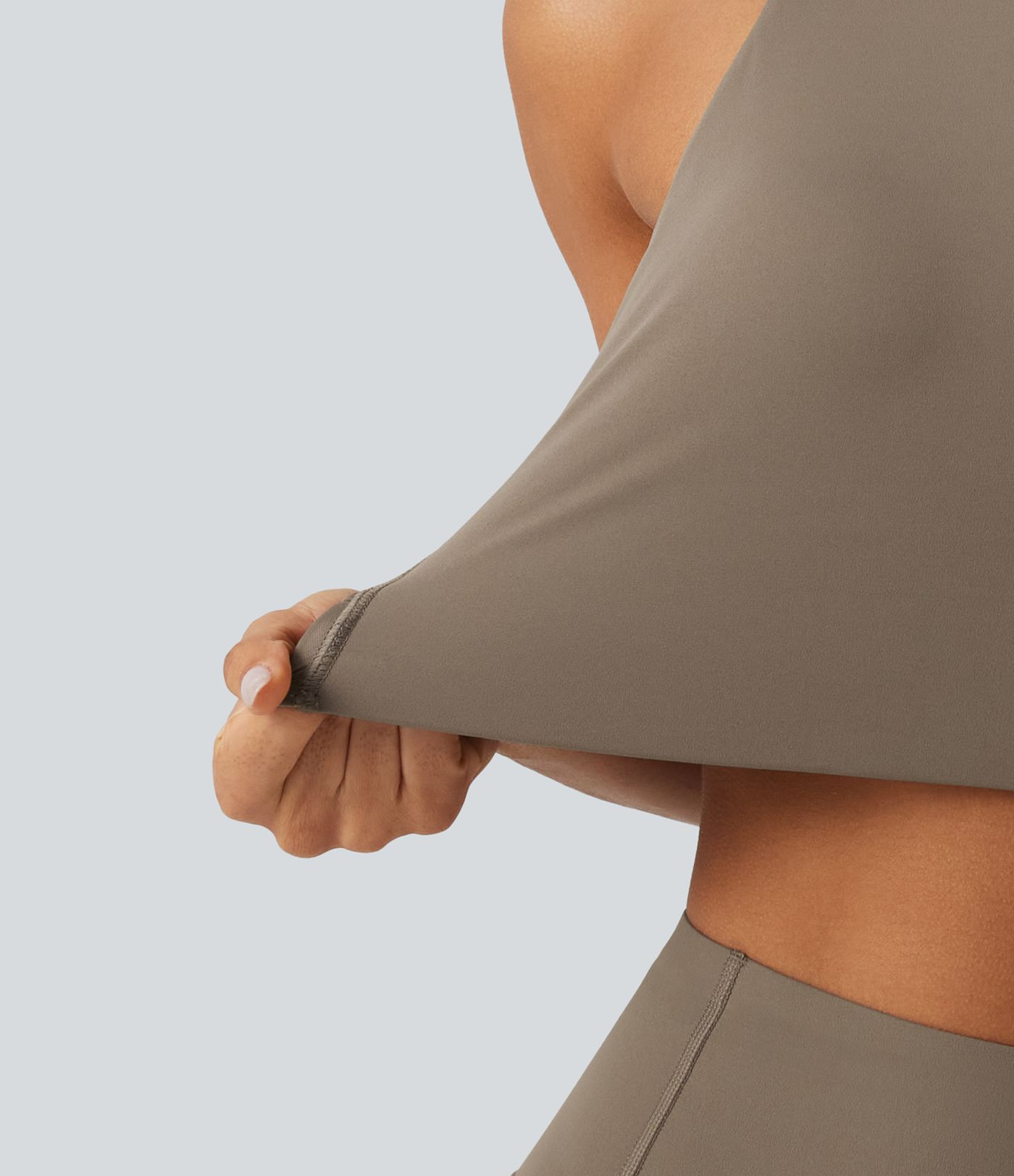 Lauf-Sport-BH mit niedrigem Support, Rundhalsausschnitt, Cut-Outs und InstantCool - schnelltrocknend, UPF50+ Lauf-Sport-BH mit niedrigem Support, Rundhalsausschnitt, Cut-Outs und InstantCool - schnelltrocknend, UPF50+
