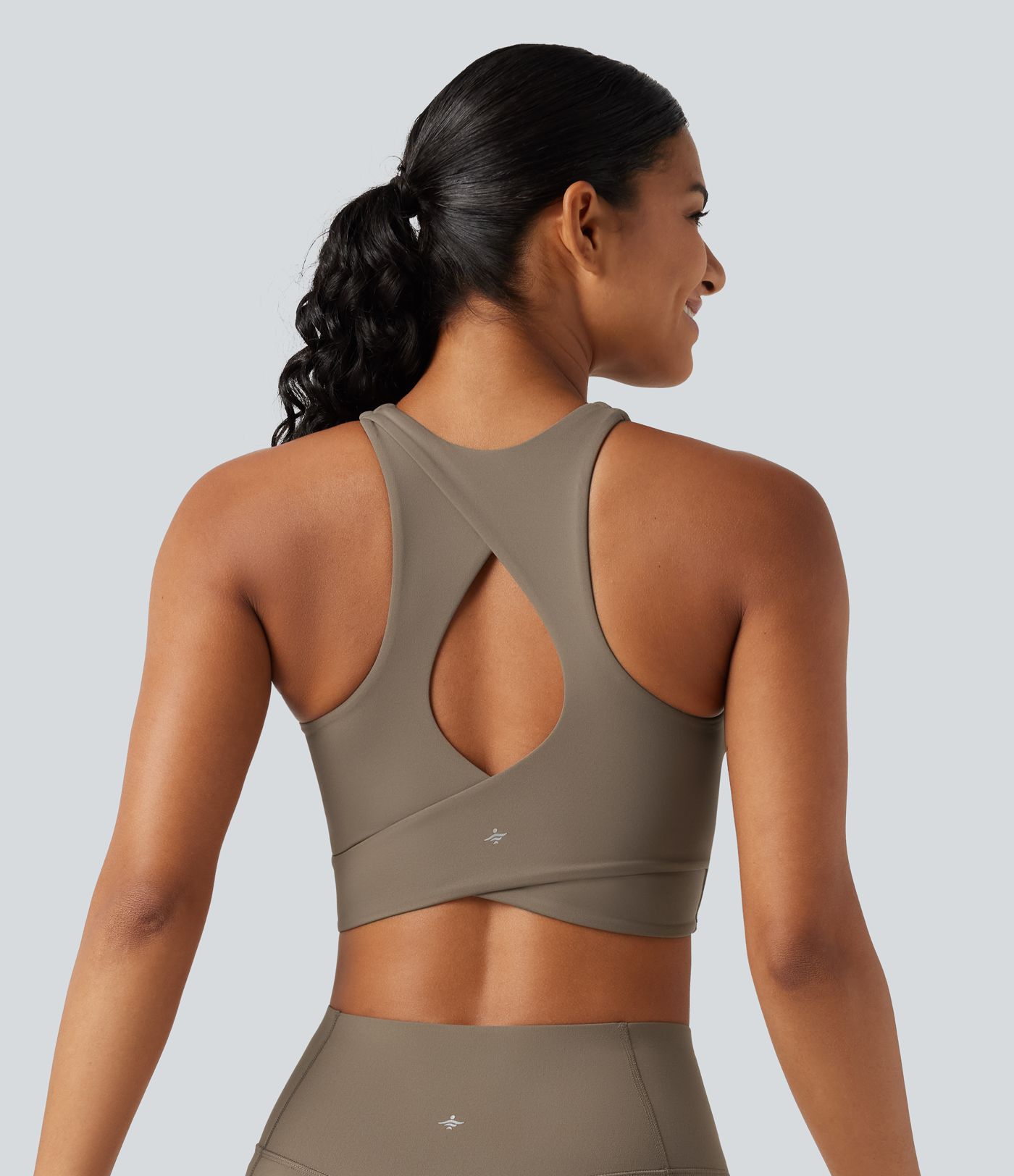 Lauf-Sport-BH mit niedrigem Support, Rundhalsausschnitt, Cut-Outs und InstantCool - schnelltrocknend, UPF50+ Lauf-Sport-BH mit niedrigem Support, Rundhalsausschnitt, Cut-Outs und InstantCool - schnelltrocknend, UPF50+